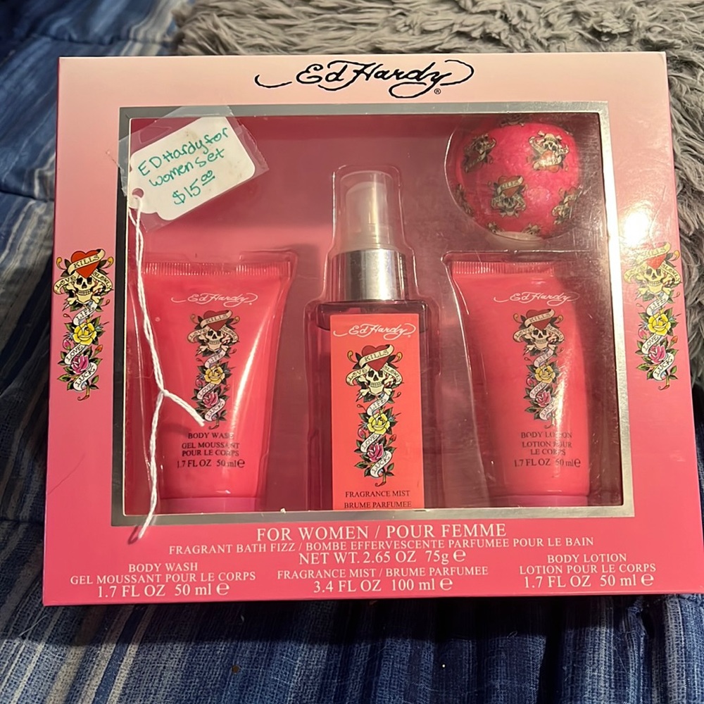 Ed Hardy set